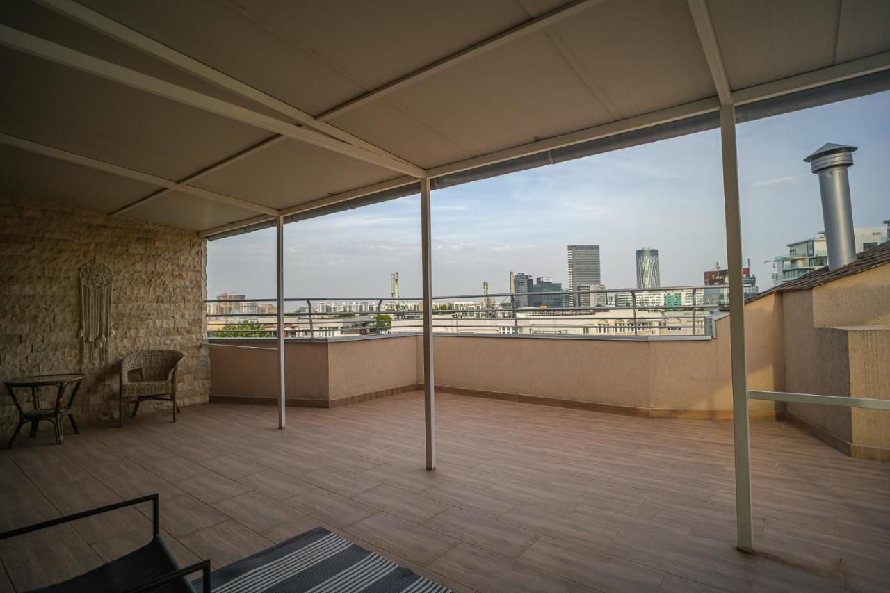 Penthouse With Huge Rooftop & Amazing City View Bucarest Extérieur photo