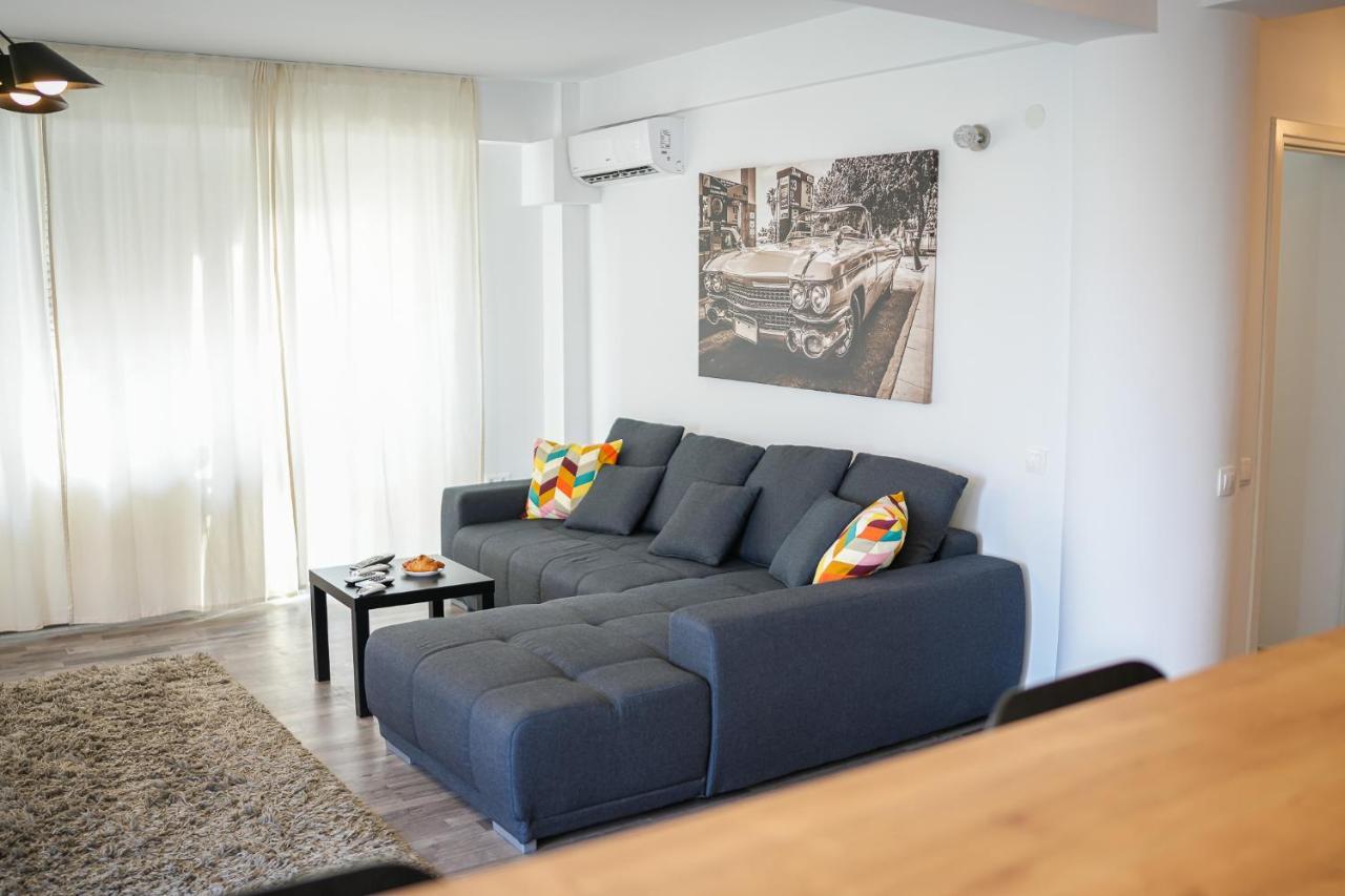 Penthouse With Huge Rooftop & Amazing City View Bucarest Extérieur photo