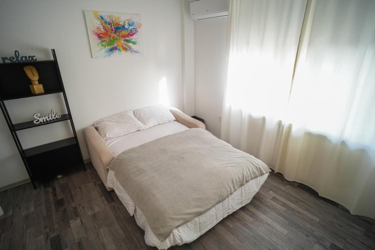 Penthouse With Huge Rooftop & Amazing City View Bucarest Extérieur photo